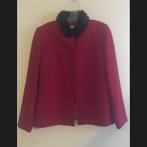 Women’s skirt suit